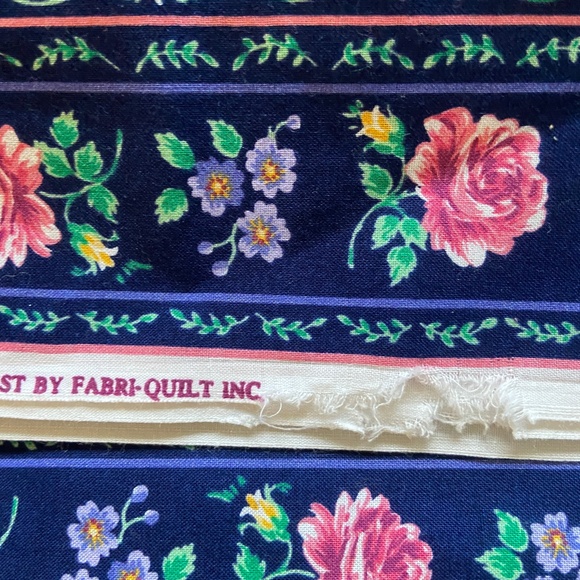 Vintage Floral Stripe Cotton Fabric Fabri-Quilt TREASURE CHEST 4 Yds x 45" Quilt - Picture 5 of 6